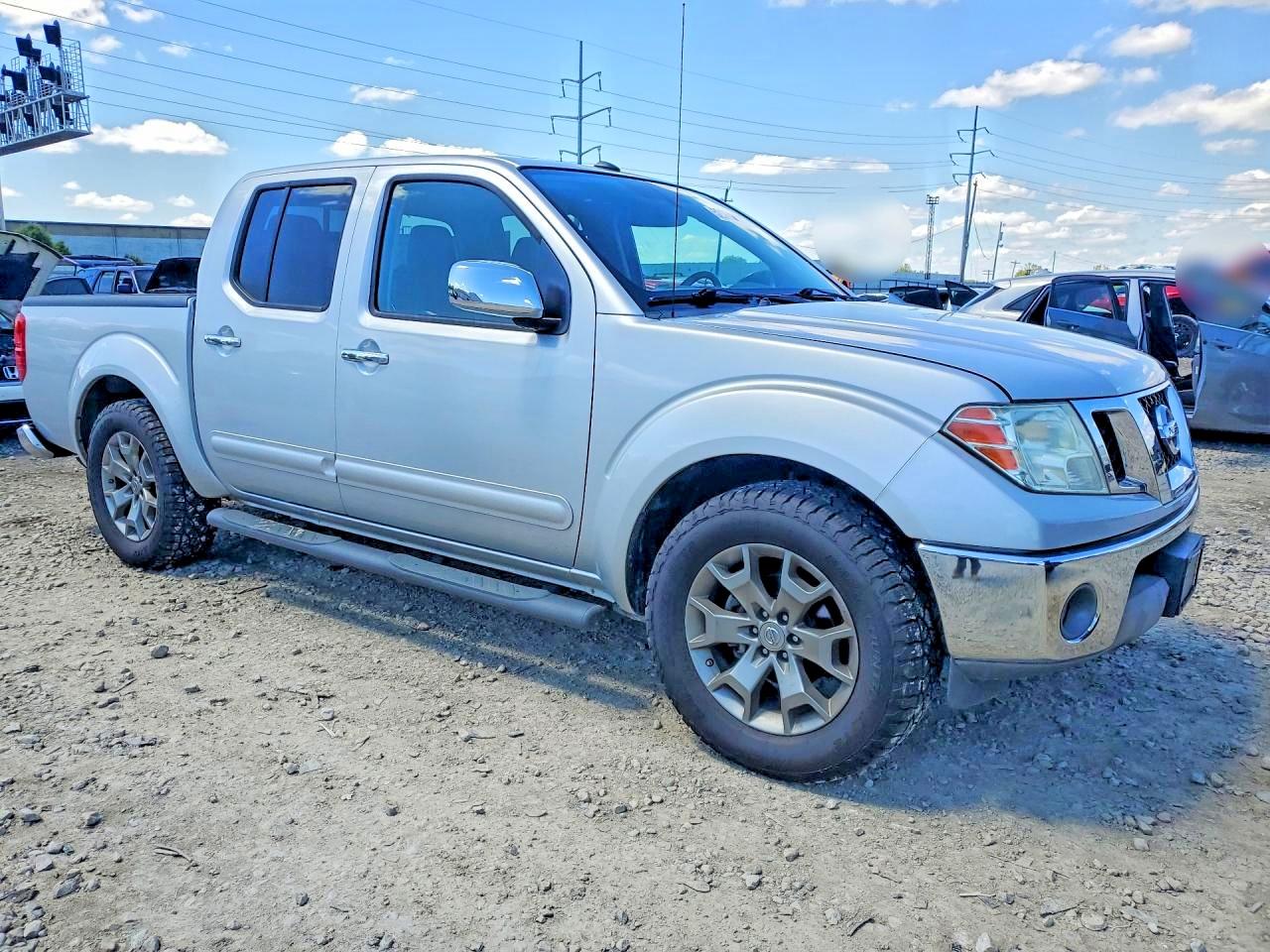 2019 NISSAN FRONTIER SL photo 10