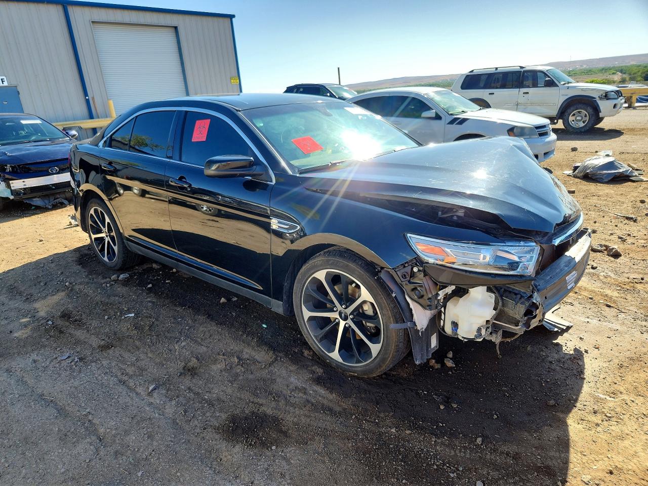 2015 FORD TAURUS SEL photo 7