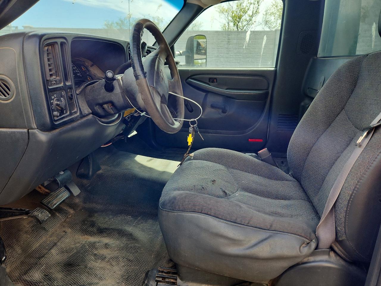 2006 CHEVROLET SILVERADO DUMP TRUCK photo 13