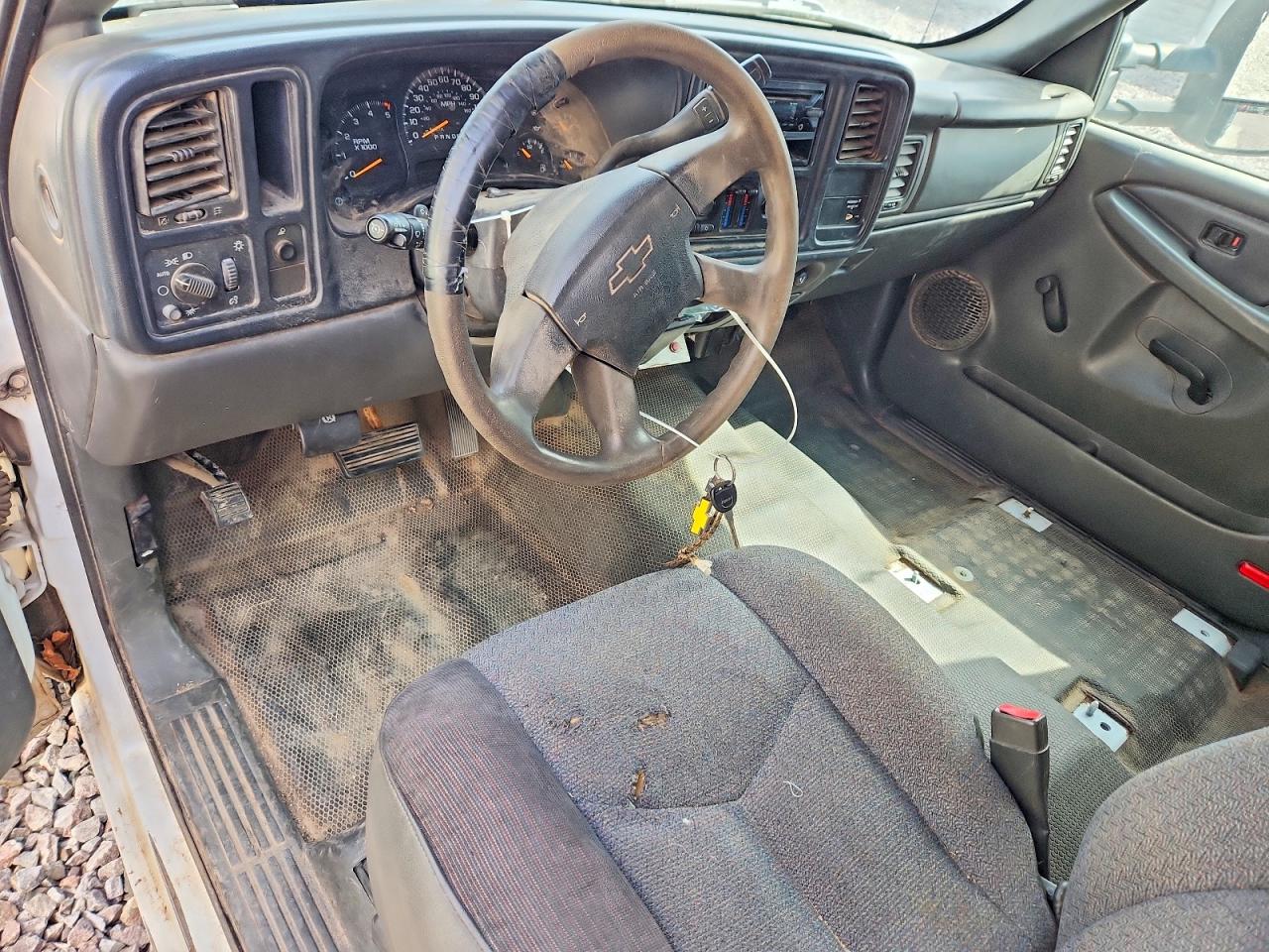 2006 CHEVROLET SILVERADO DUMP TRUCK photo 15