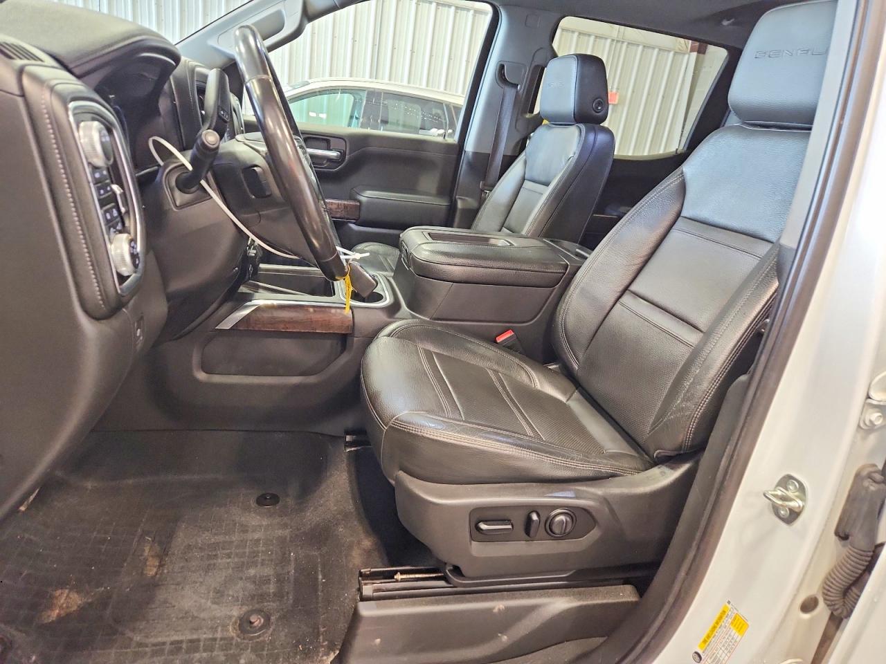 2020 GMC SIERRA K1500 DENALI photo 13
