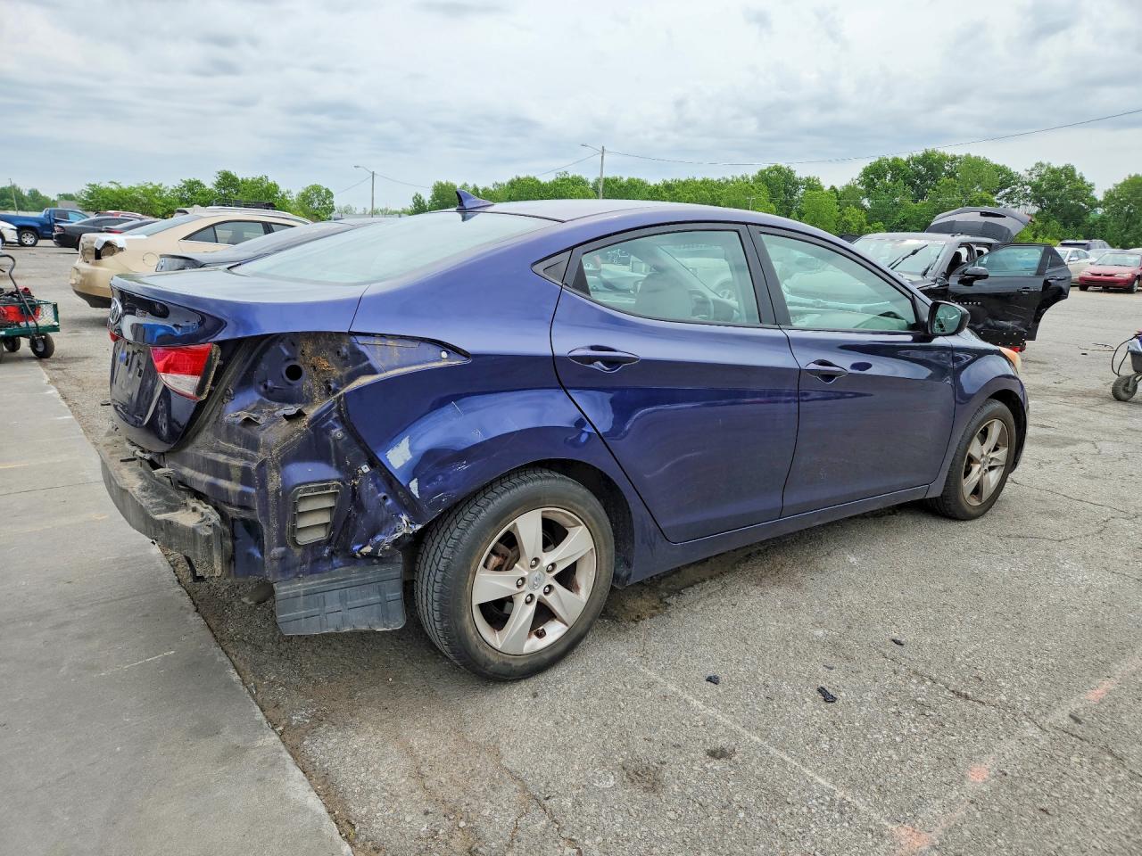2012 HYUNDAI ELANTRA GLS photo 5