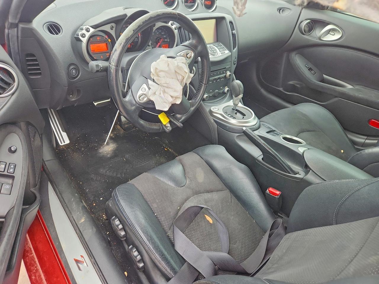 2016 NISSAN 370Z TOURING photo 15