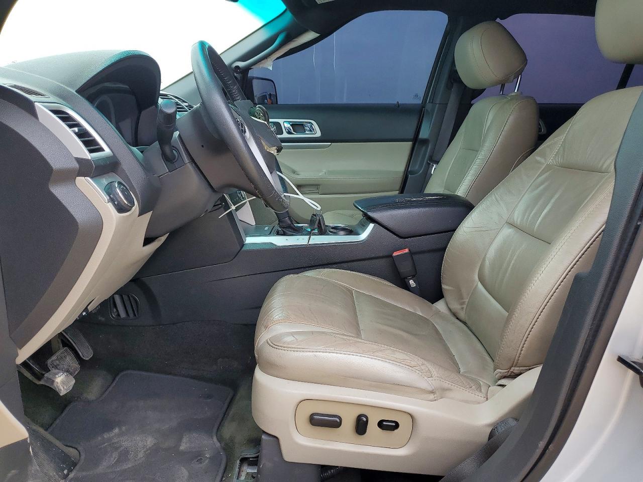 2014 FORD EXPLORER XLT photo 19