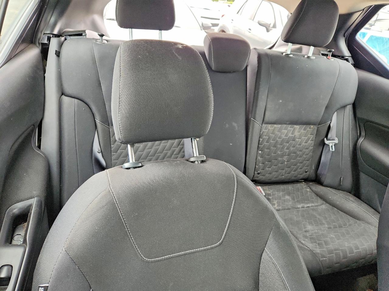 2022 NISSAN KICKS S photo 28