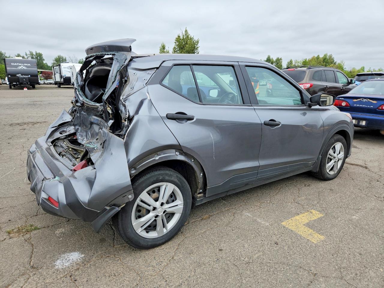 2022 NISSAN KICKS S photo 7