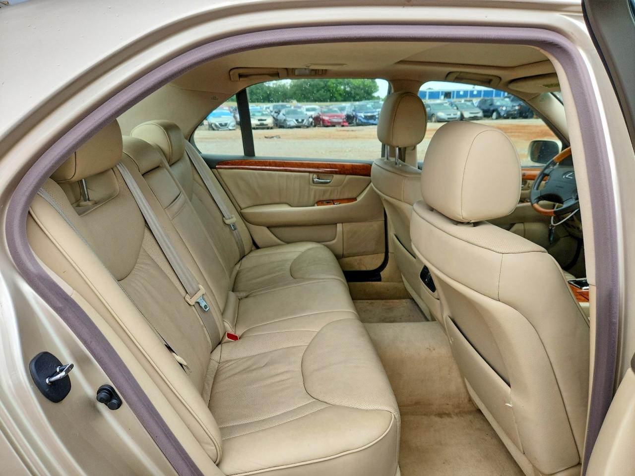 2005 LEXUS LS 430 photo 10