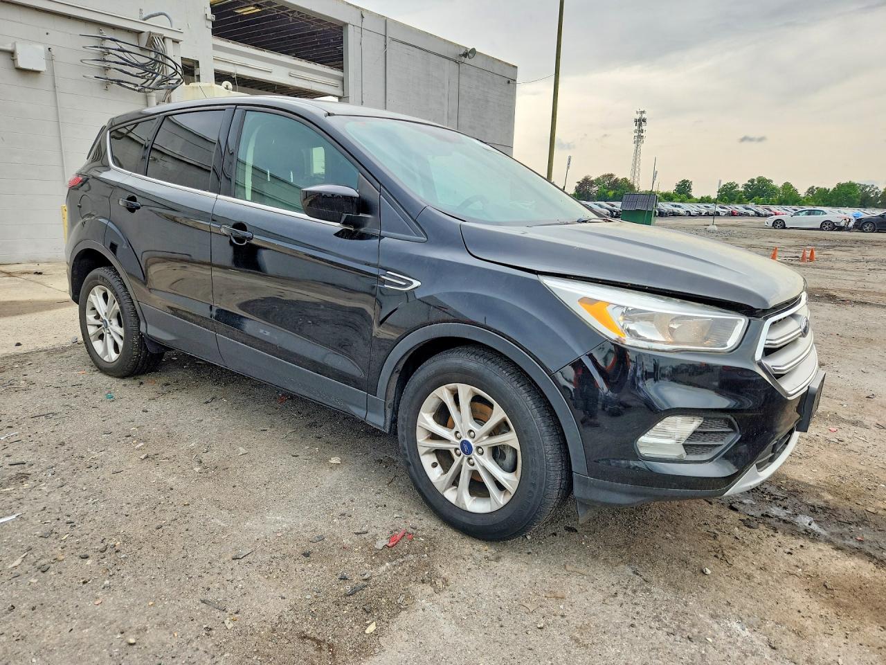 2017 FORD ESCAPE SE photo 7