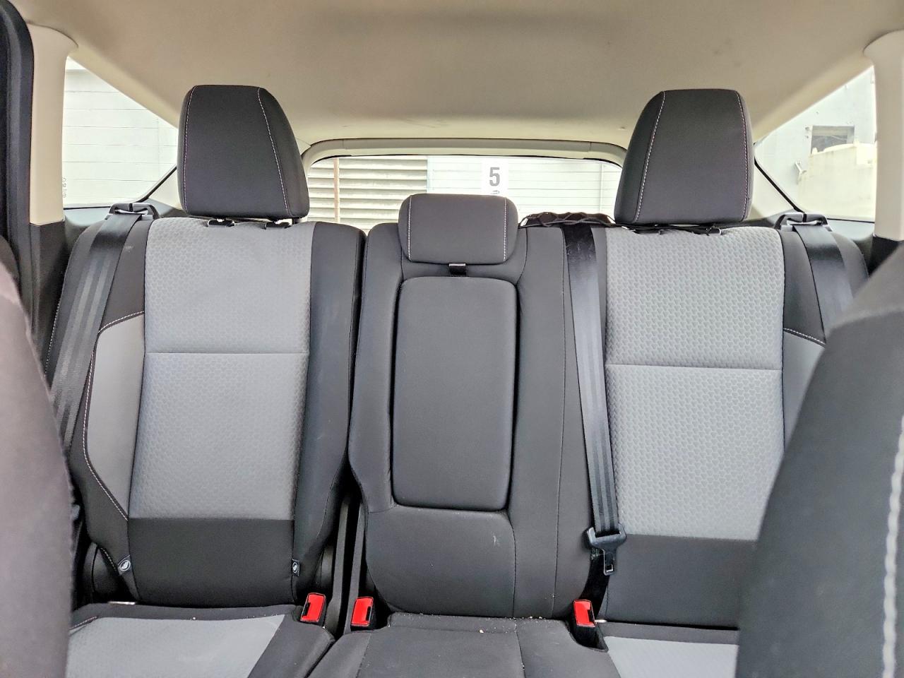 2017 FORD ESCAPE SE photo 19