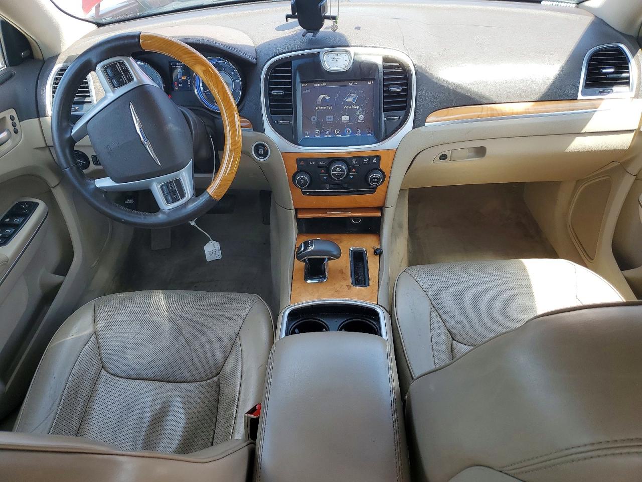 2014 CHRYSLER 300 photo 22