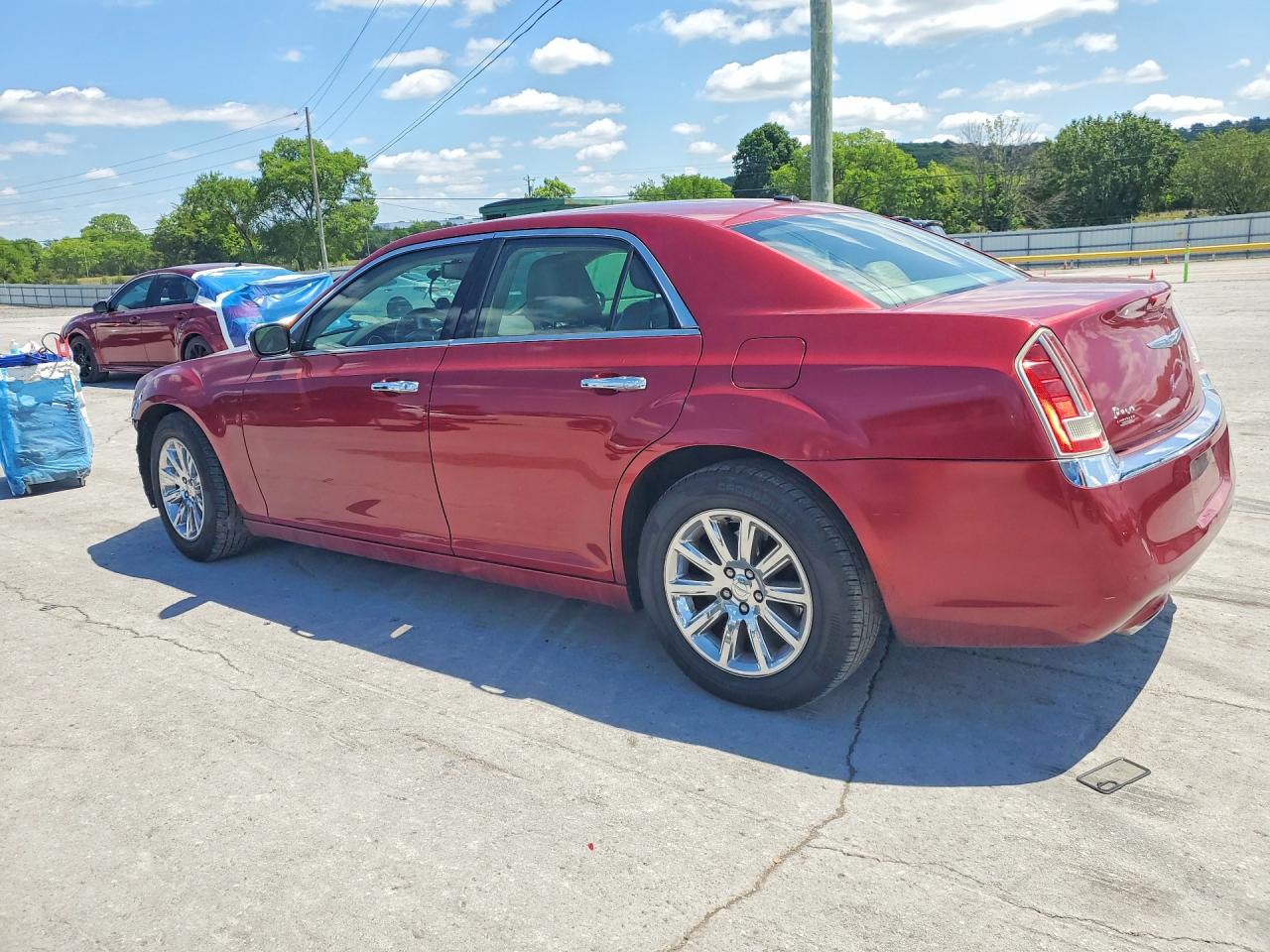 2014 CHRYSLER 300 photo 4