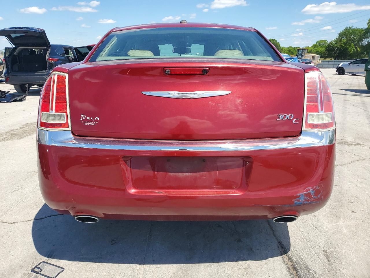 2014 CHRYSLER 300 photo 16