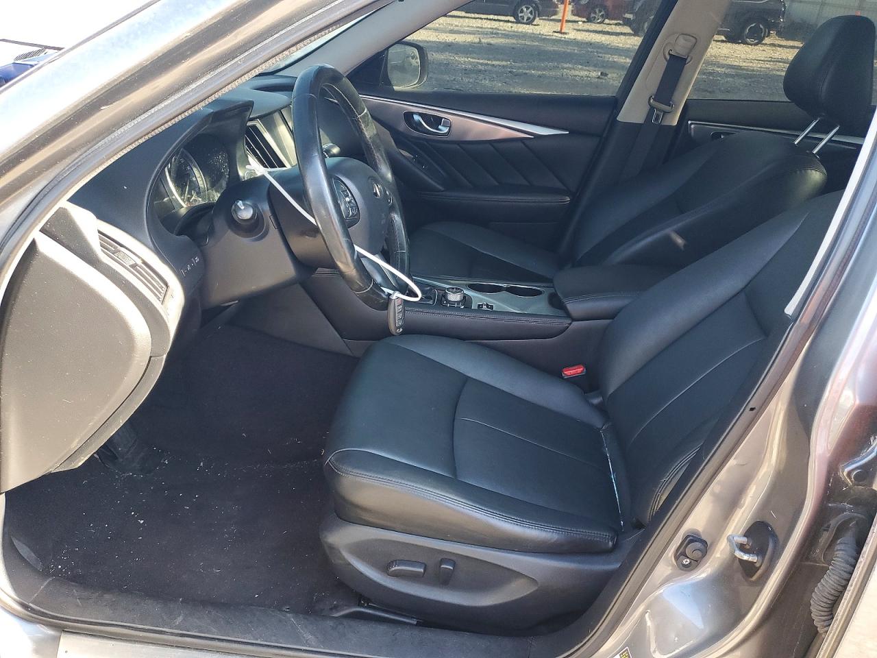 2015 INFINITI Q50 BASE photo 13