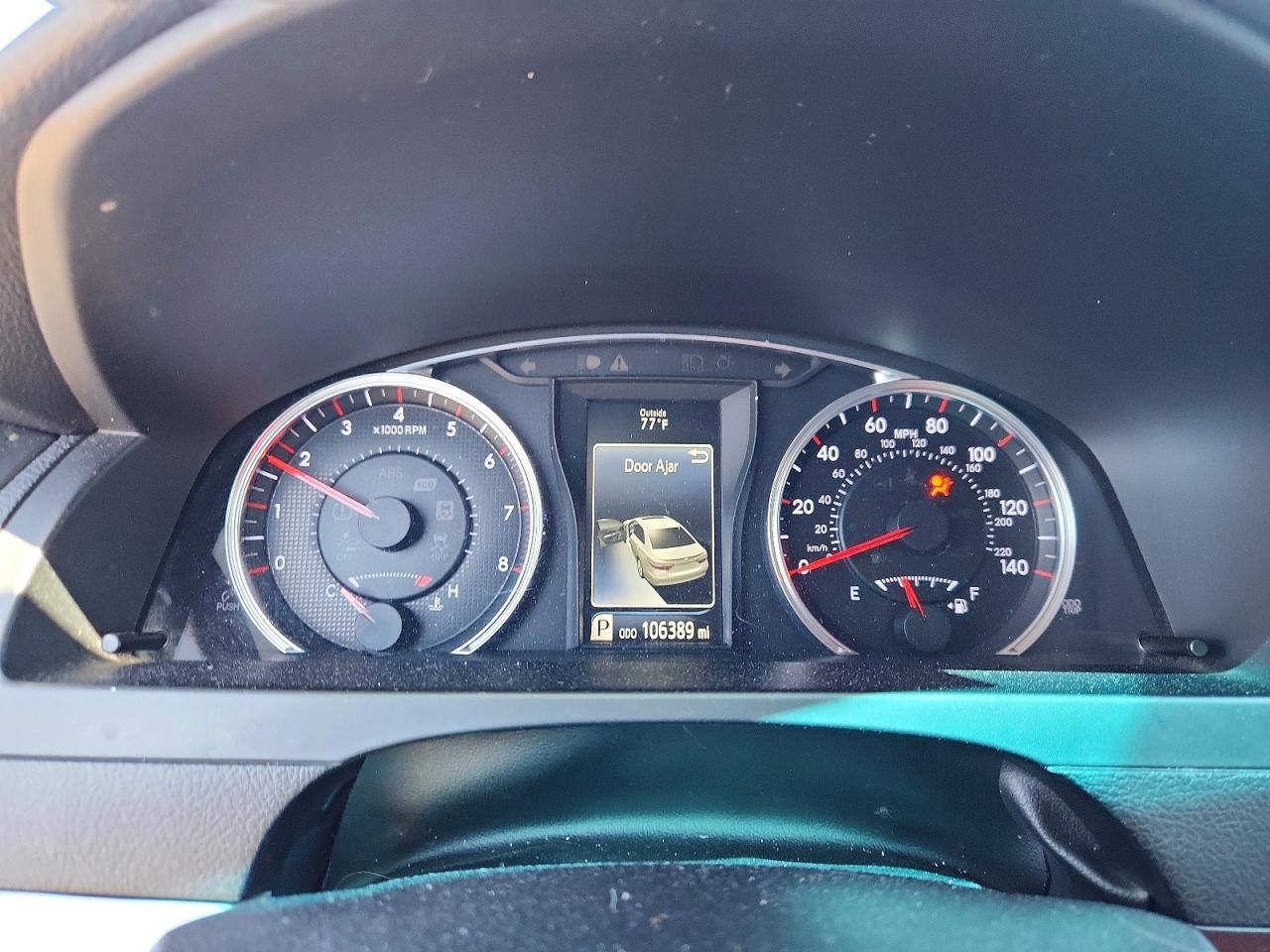 2017 TOYOTA CAMRY SE photo 17