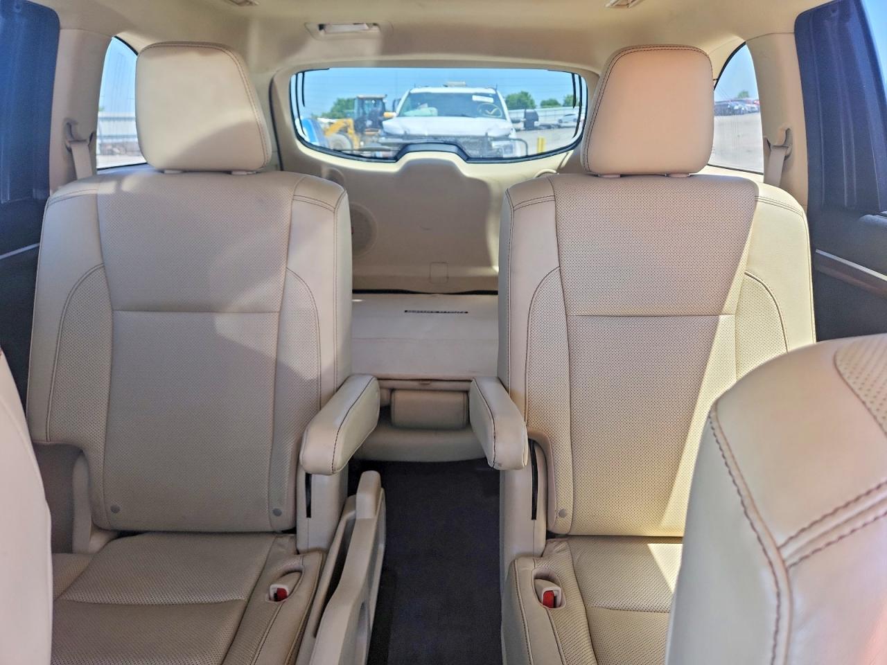 2016 TOYOTA HIGHLANDER LIMITED photo 19