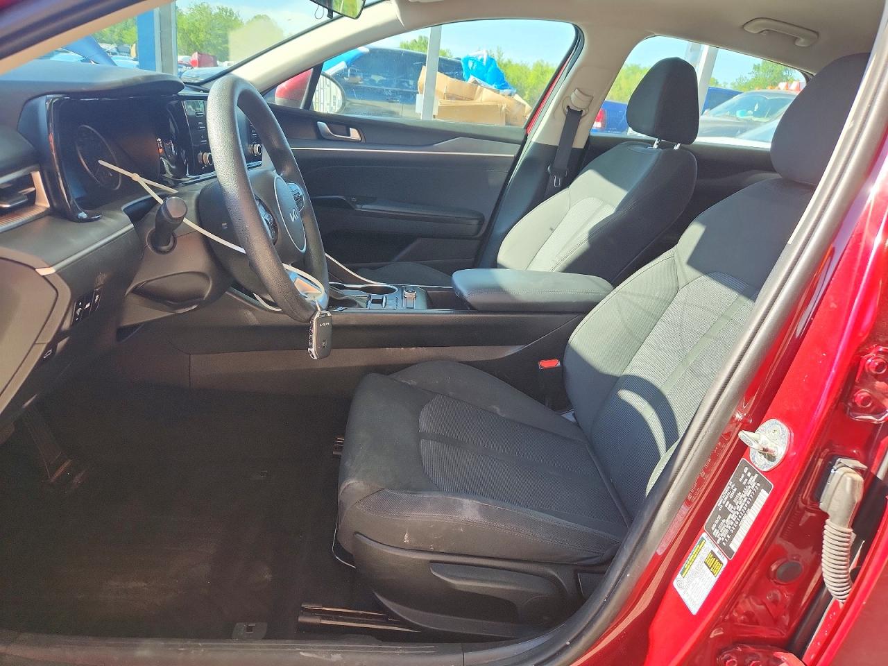 2023 KIA K5 LXS photo 7