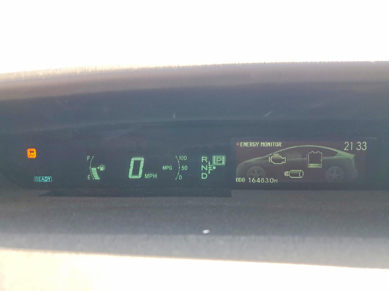 2015 TOYOTA PRIUS THREE photo 17