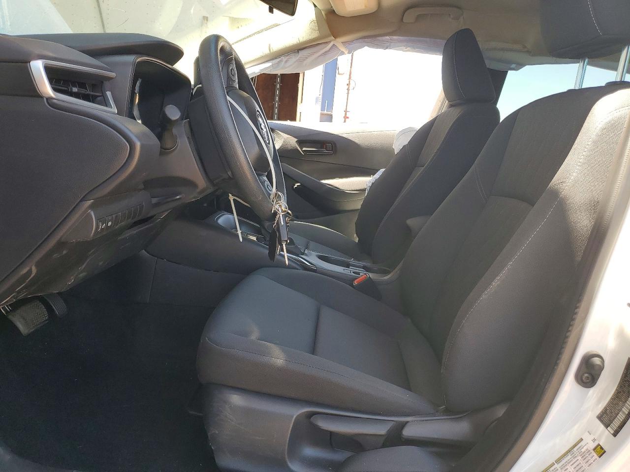 2024 TOYOTA COROLLA LE photo 19