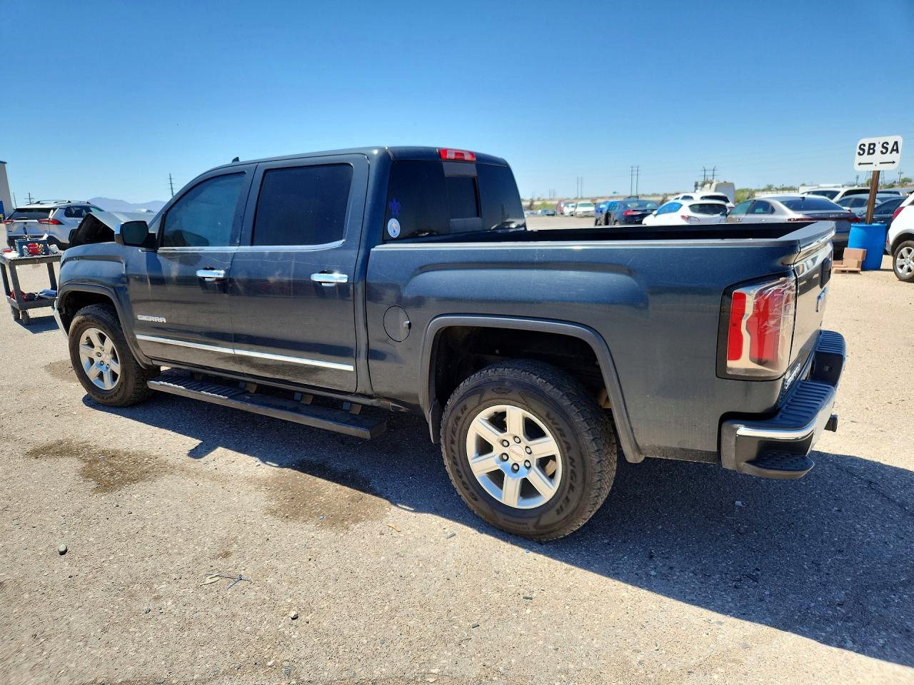 2017 GMC SIERRA C1500 SLT photo 2