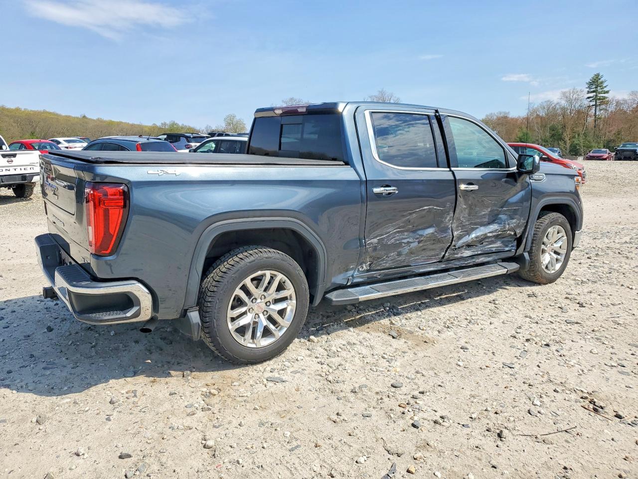 2019 GMC SIERRA K1500 SLT photo 5
