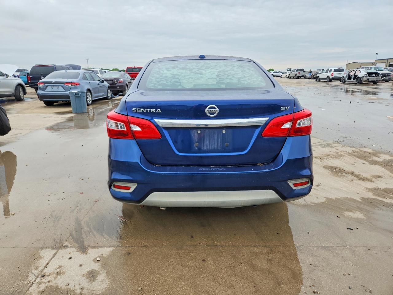 2018 NISSAN SENTRA SV photo 16