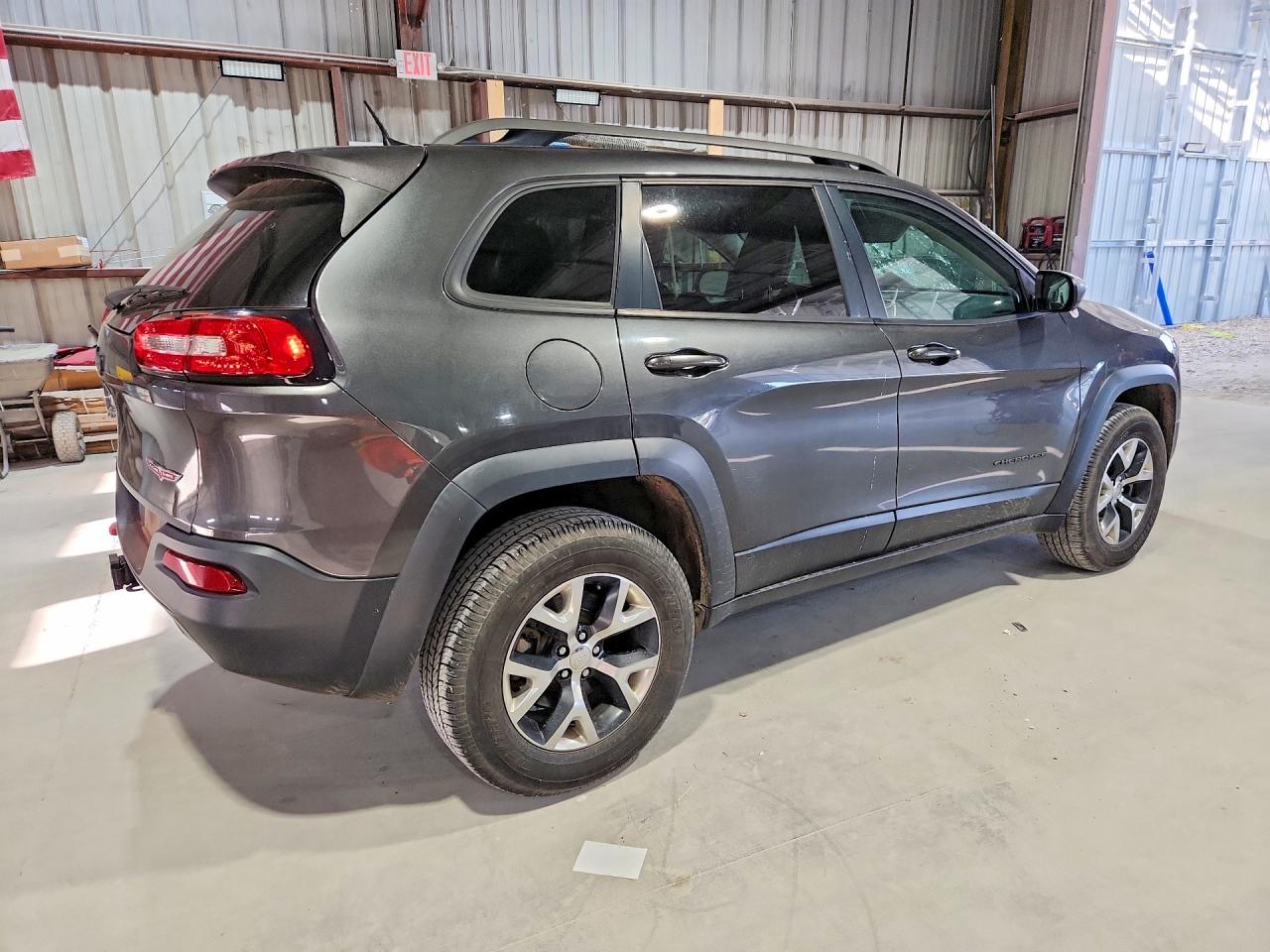 2017 JEEP CHEROKEE TRAILHAWK photo 5