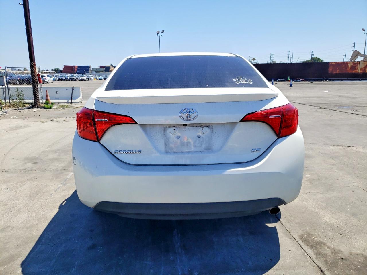 2018 TOYOTA COROLLA SE photo 11