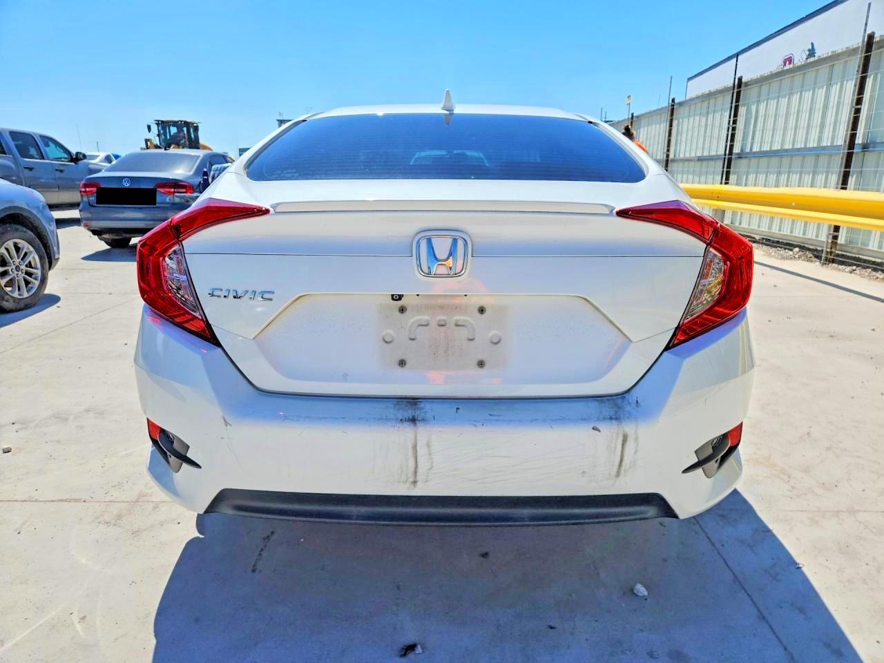 2016 HONDA CIVIC EX photo 6