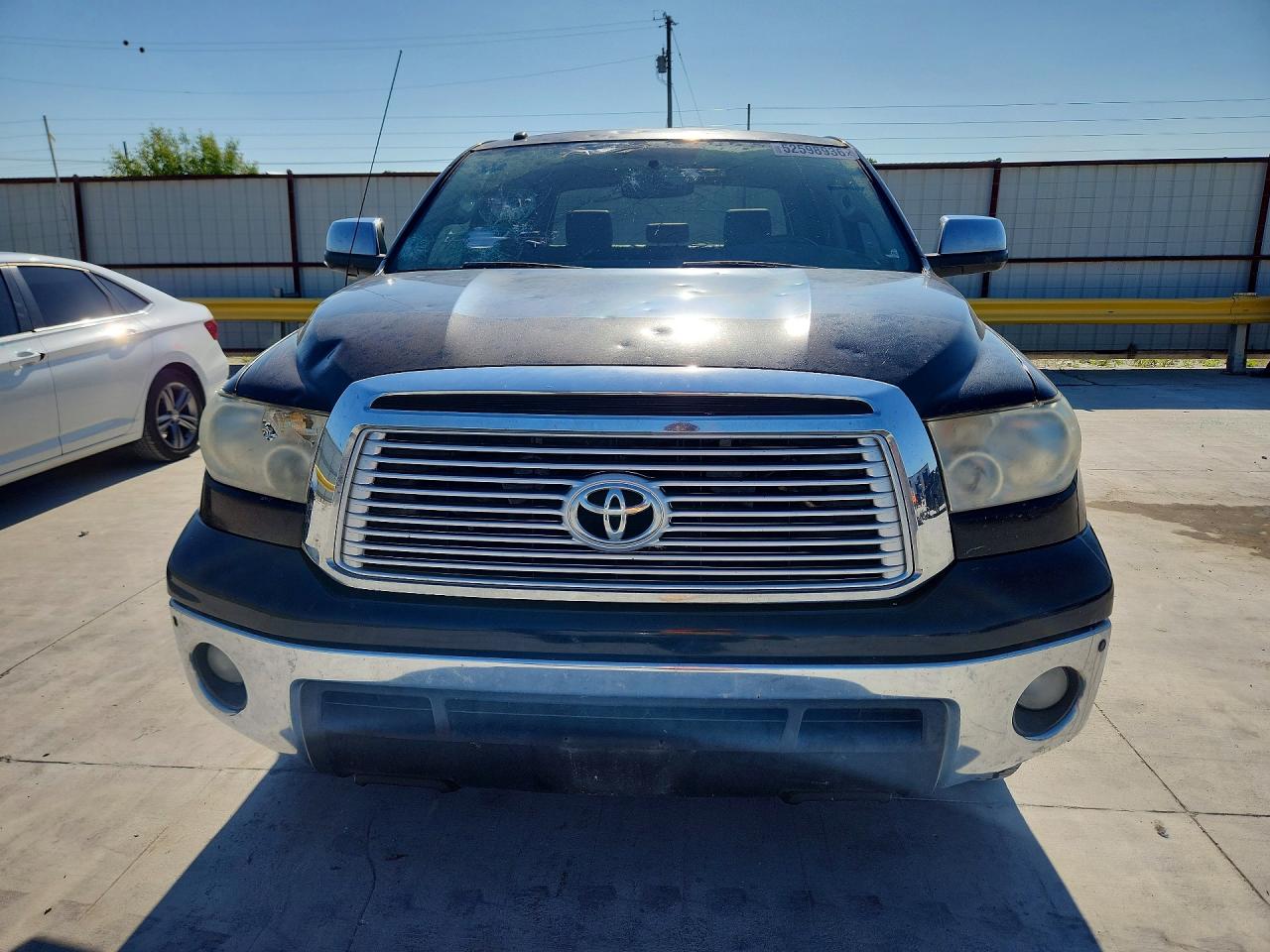 2012 TOYOTA TUNDRA CREWMAX LIMITED photo 9