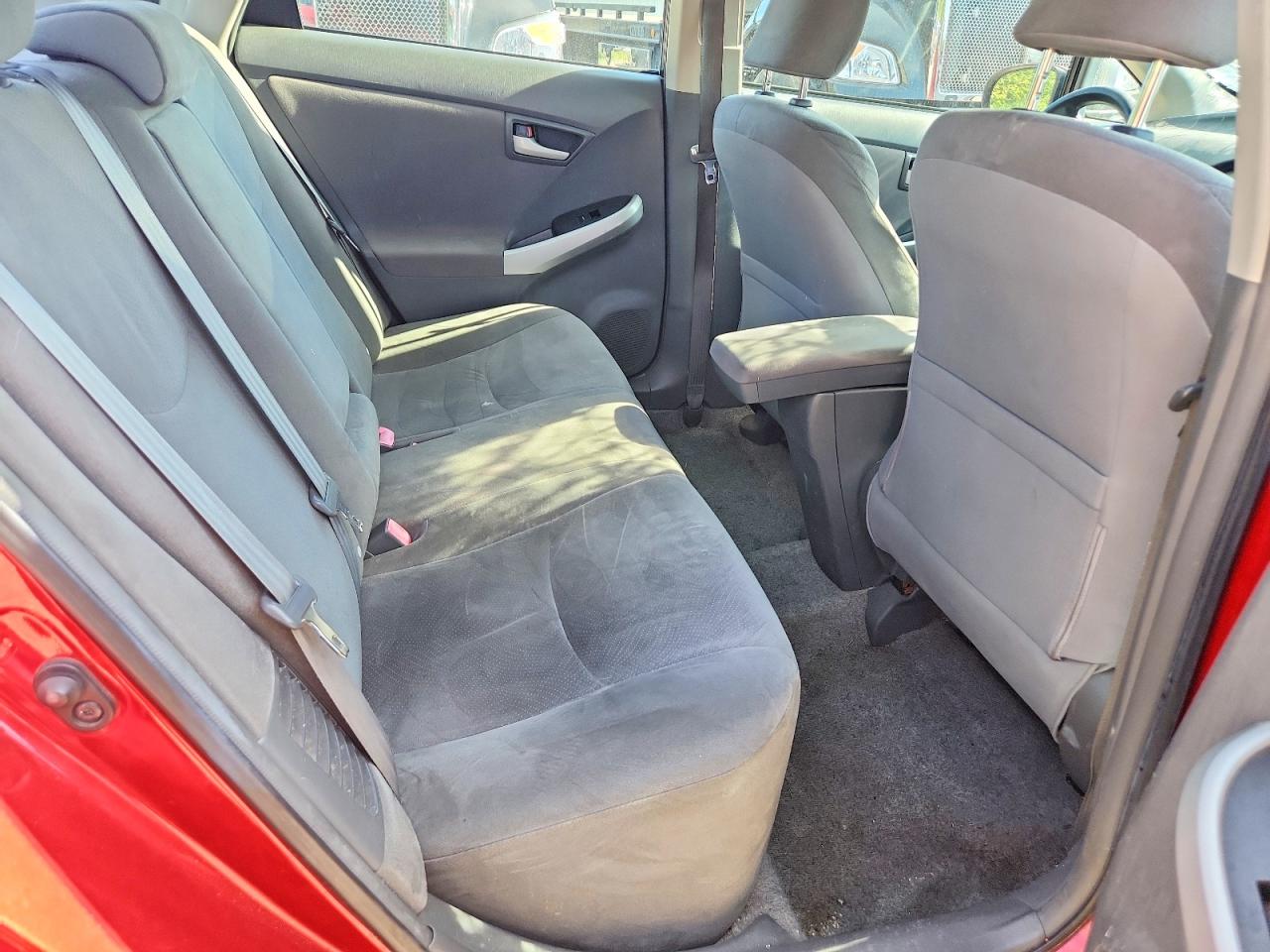 2011 TOYOTA PRIUS TWO photo 19