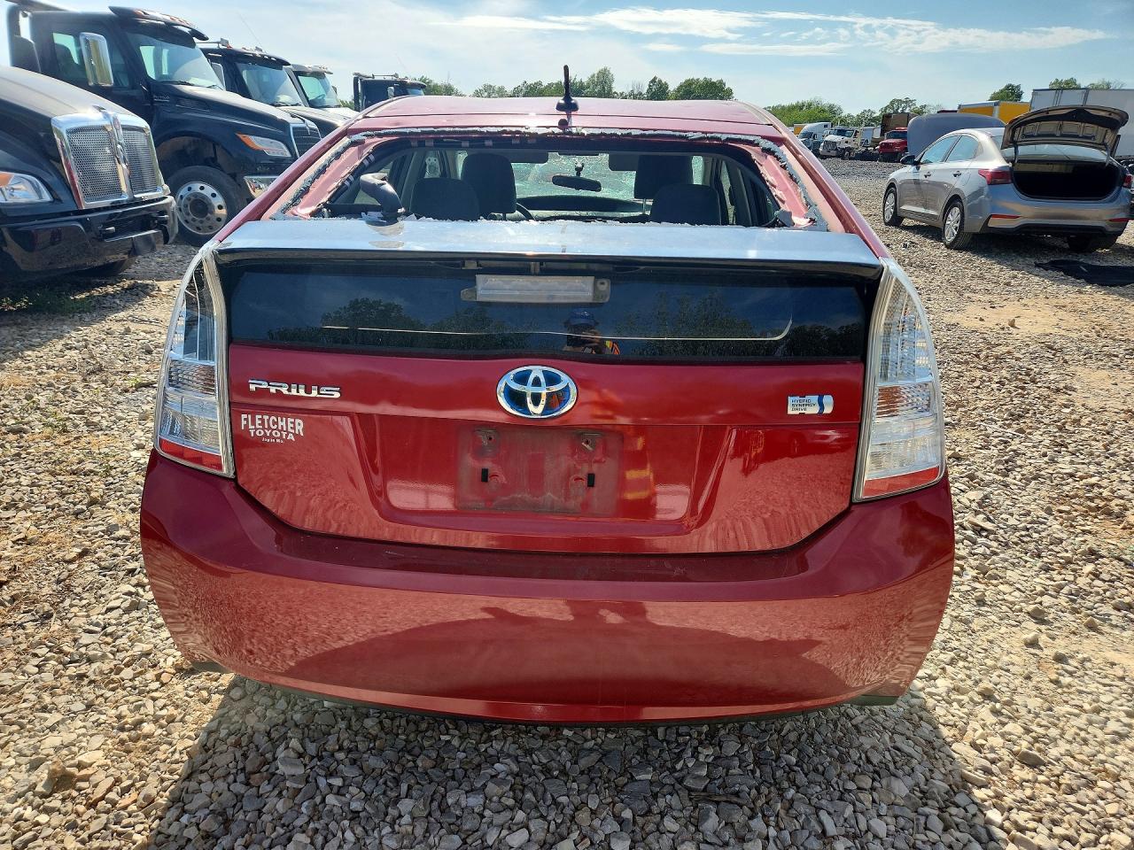2011 TOYOTA PRIUS TWO photo 11