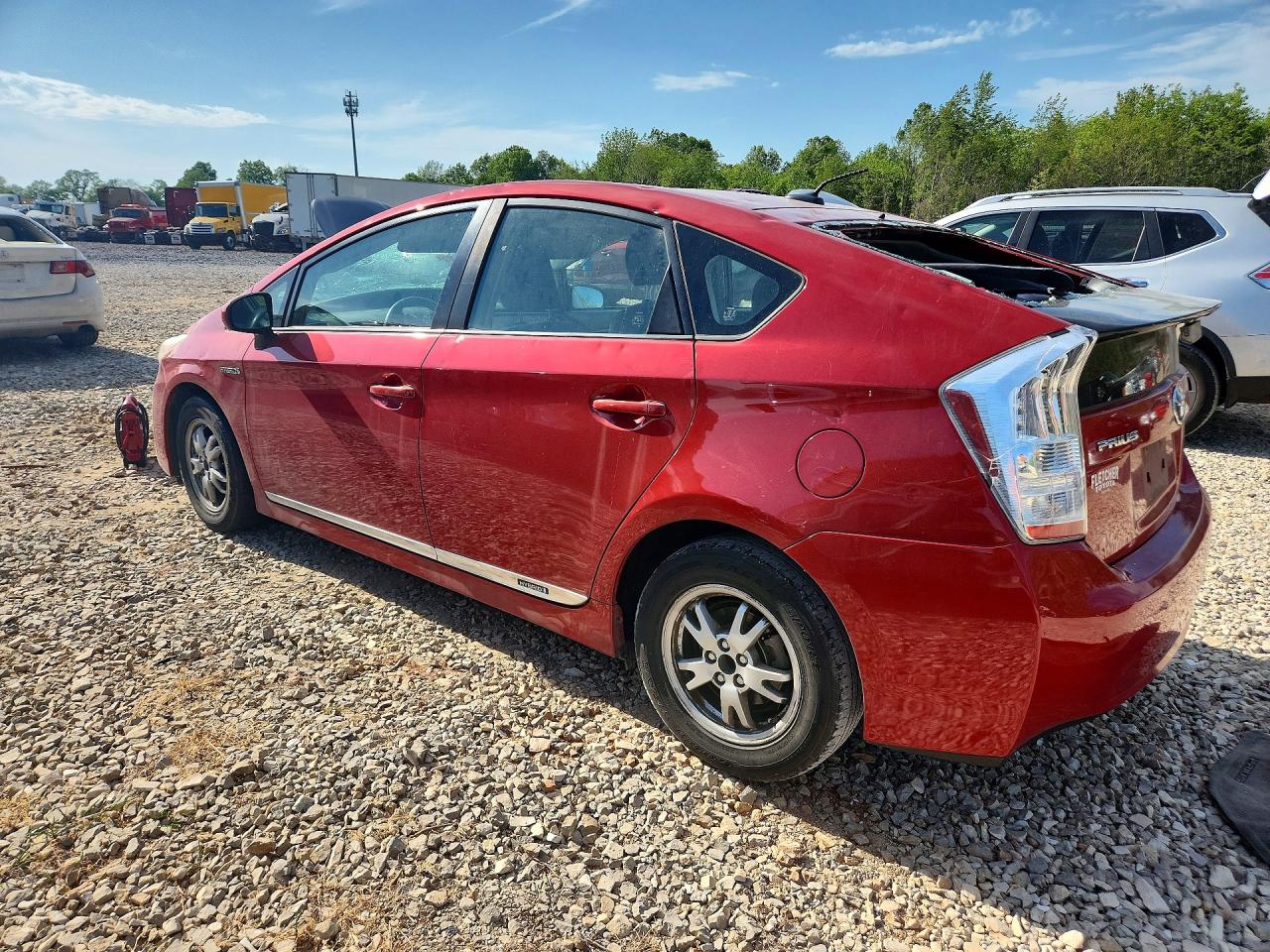 2011 TOYOTA PRIUS TWO photo 3