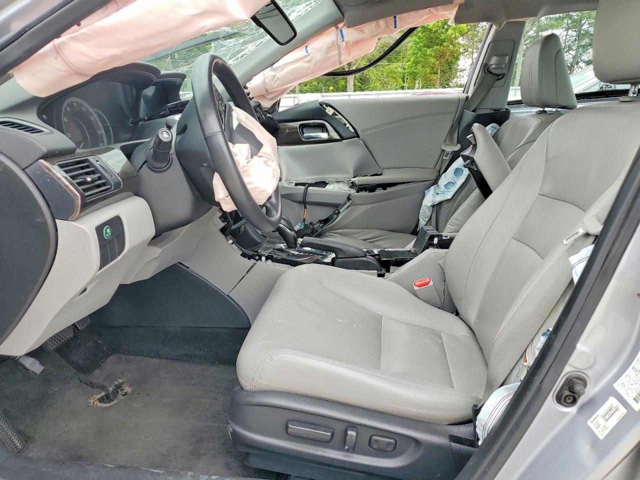 2017 HONDA ACCORD EXL photo 19