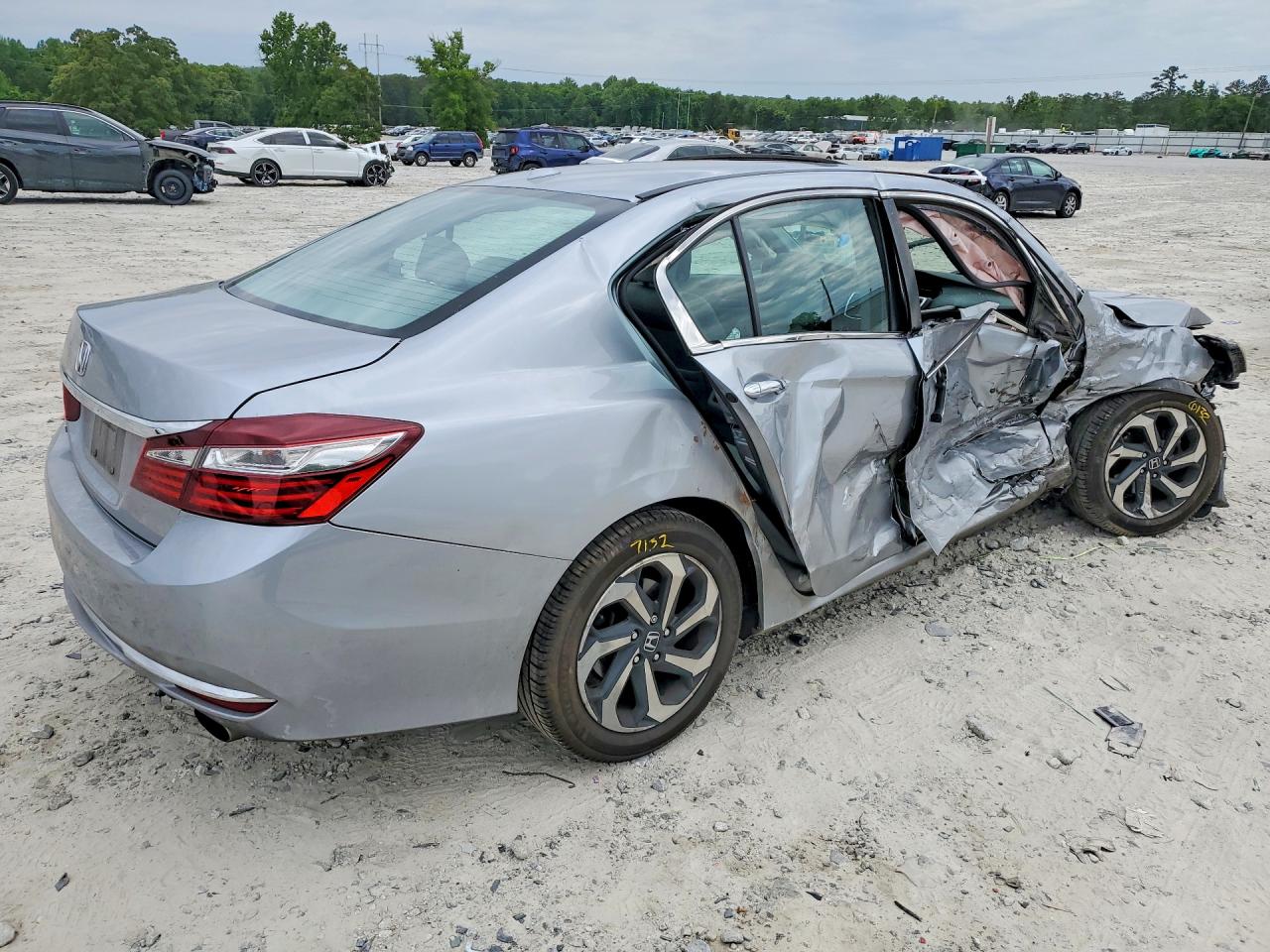 2017 HONDA ACCORD EXL photo 7