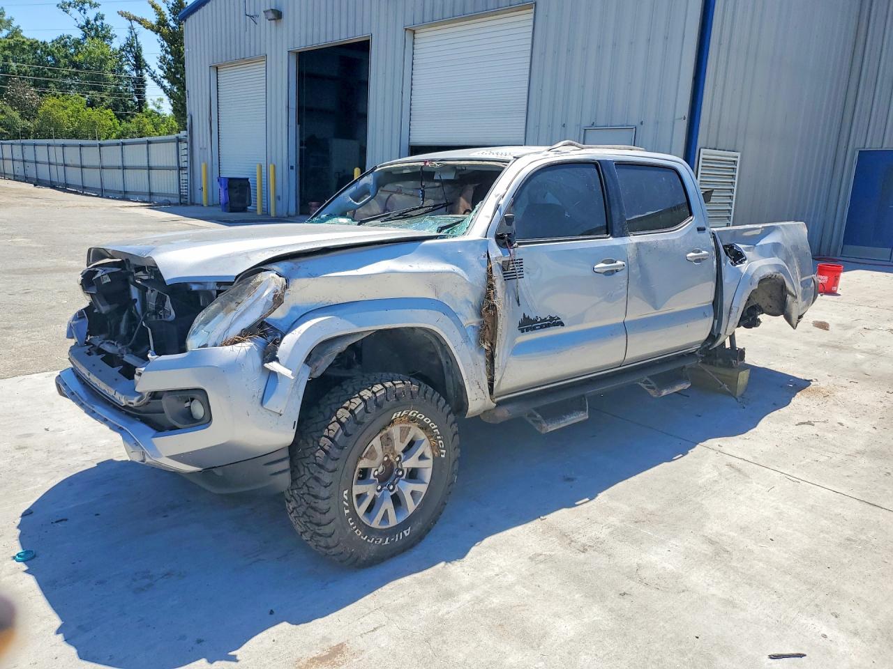 2019 TOYOTA TACOMA
