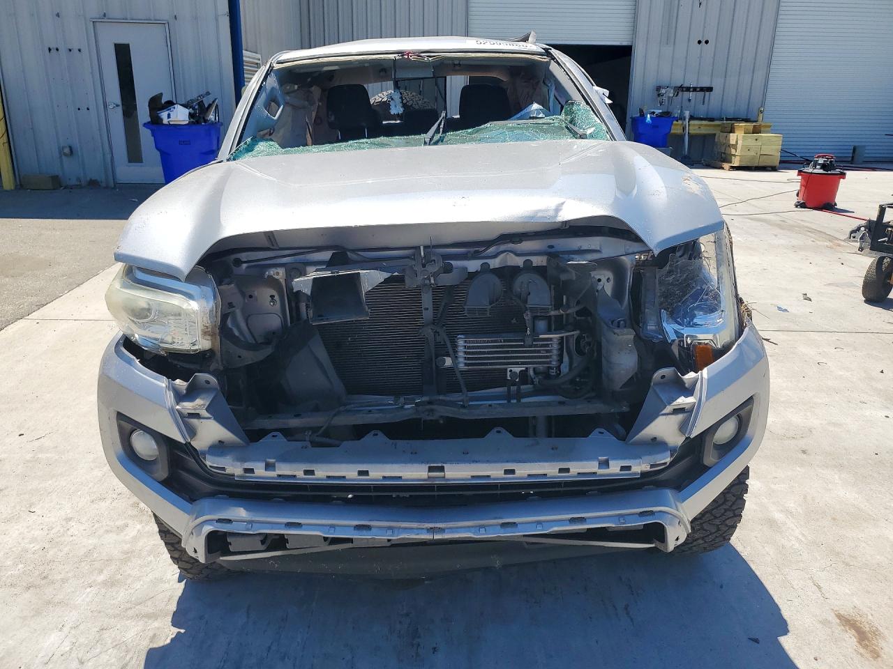 2019 TOYOTA TACOMA SR5 V6 photo 5