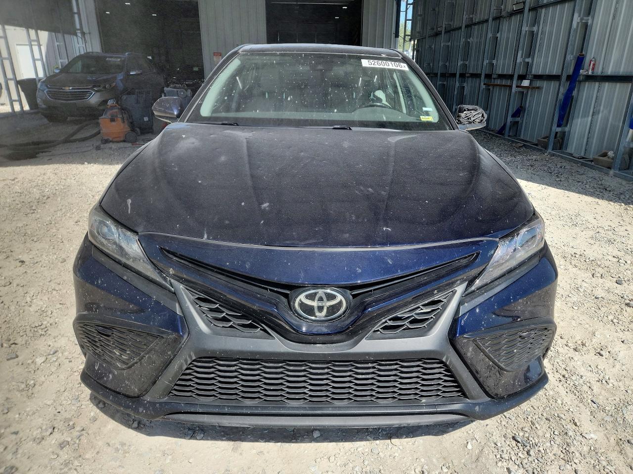 2021 TOYOTA CAMRY SE photo 9