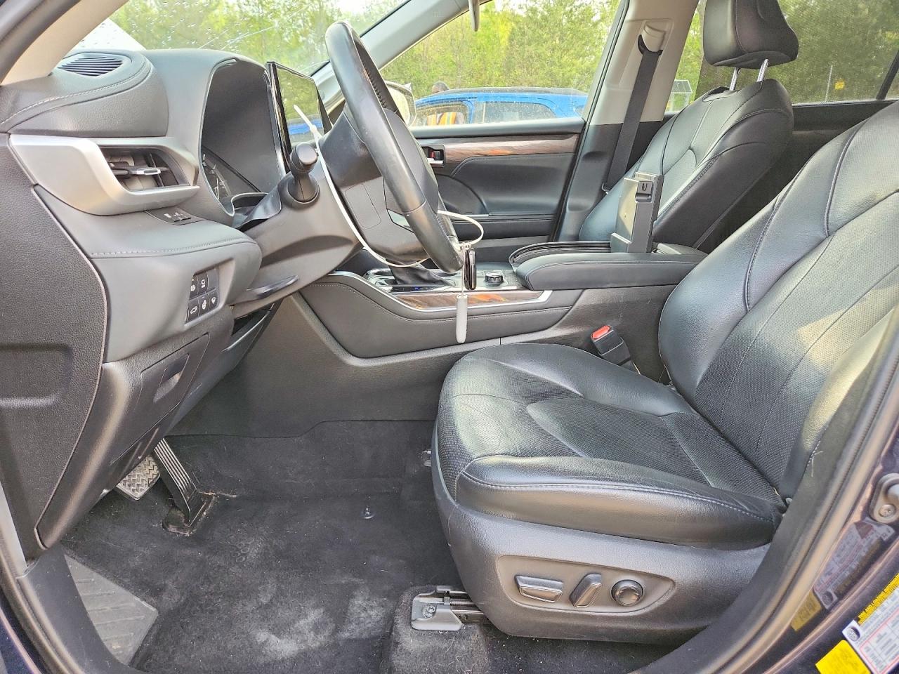 2021 TOYOTA HIGHLANDER LIMITED photo 7
