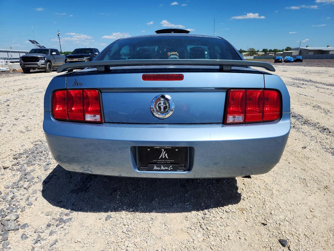 2005 FORD MUSTANG photo 16