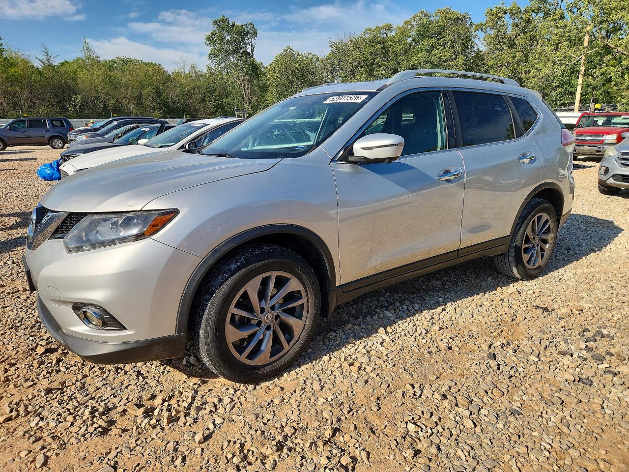 2016 NISSAN ROGUE