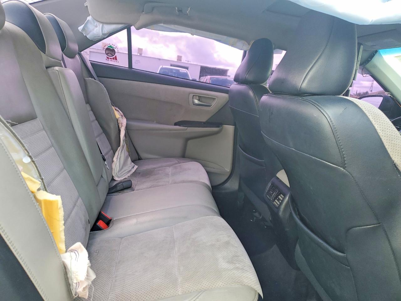 2015 TOYOTA CAMRY XSE V6 photo 19