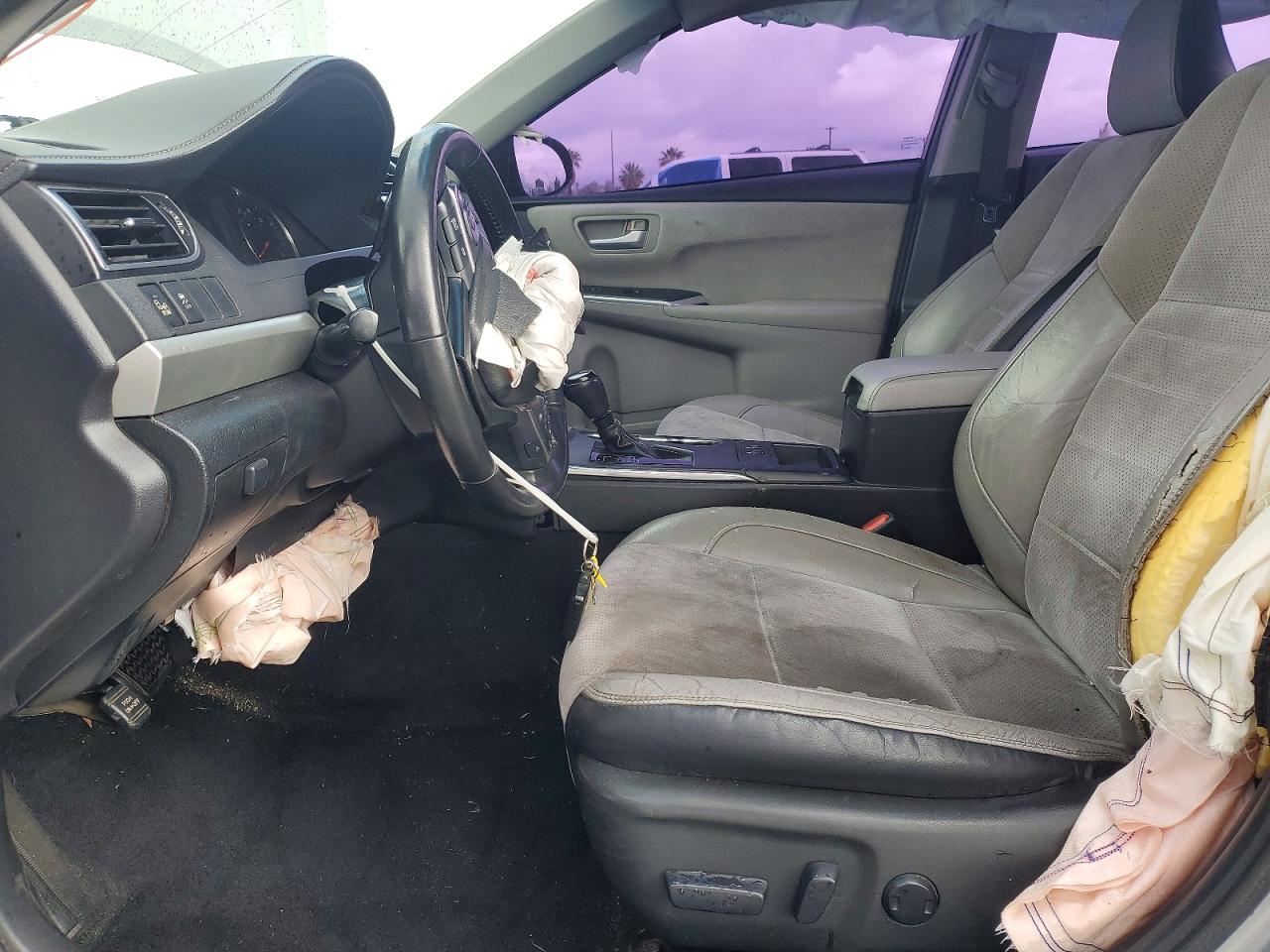 2015 TOYOTA CAMRY XSE V6 photo 13