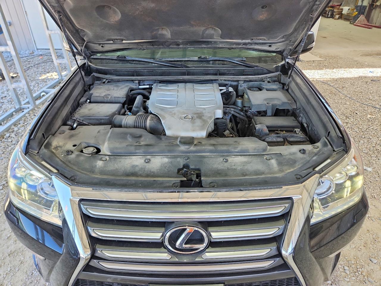 2017 LEXUS GX 460 photo 34