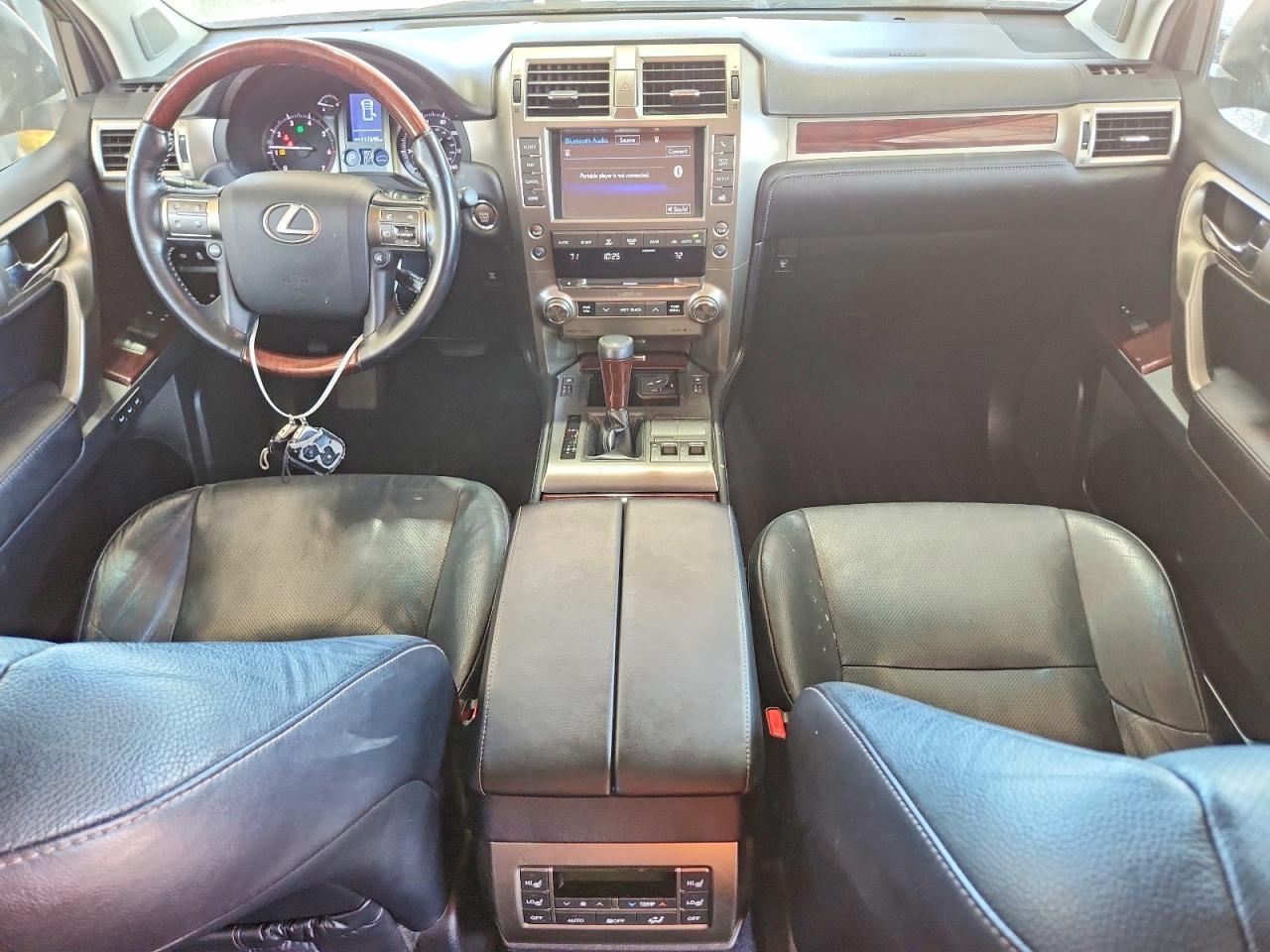 2017 LEXUS GX 460 photo 22