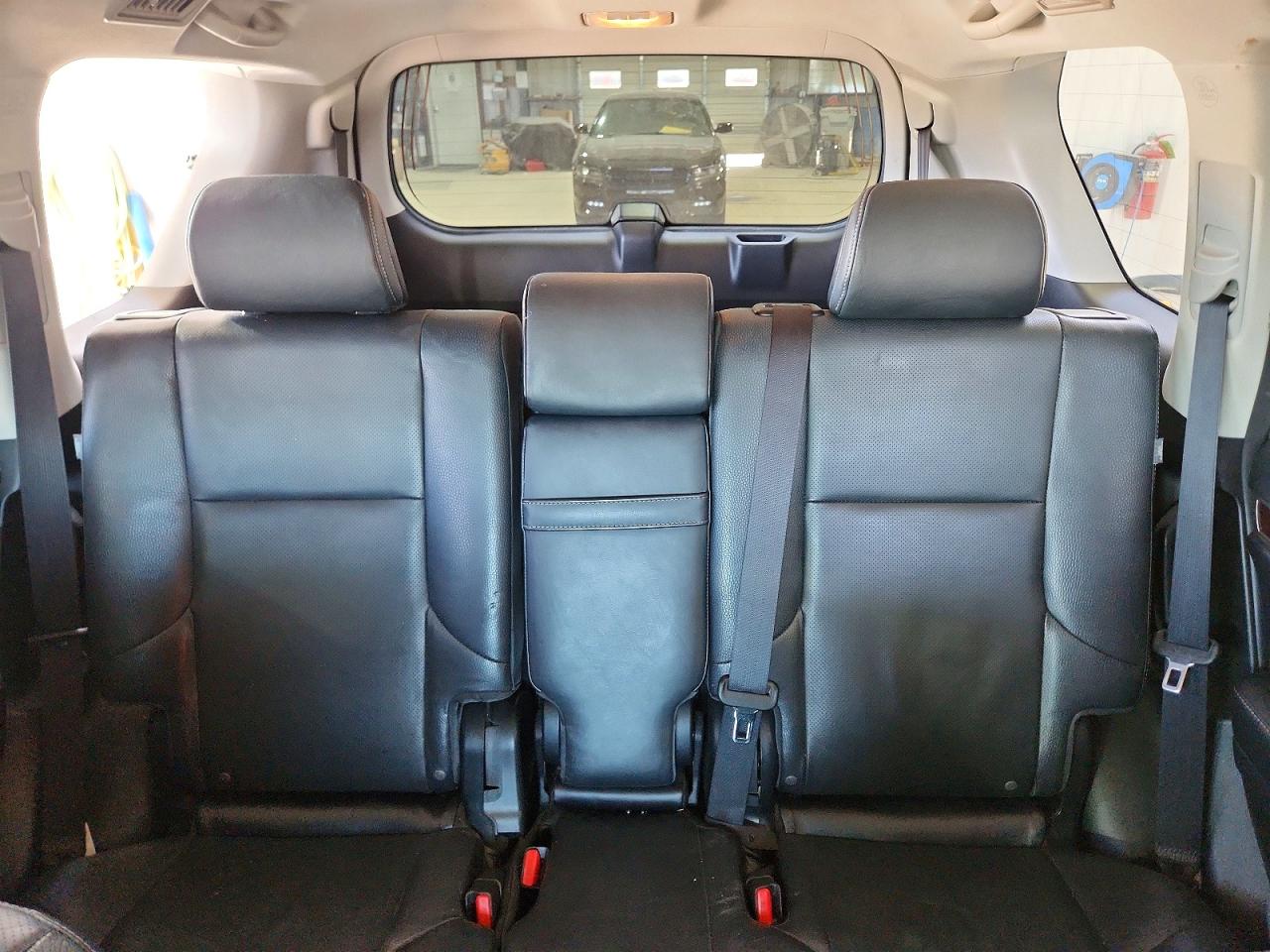 2017 LEXUS GX 460 photo 28