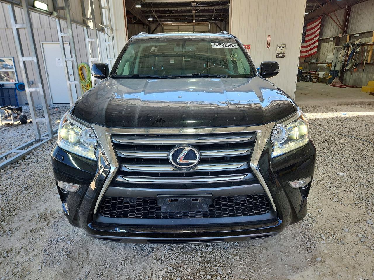 2017 LEXUS GX 460 photo 13