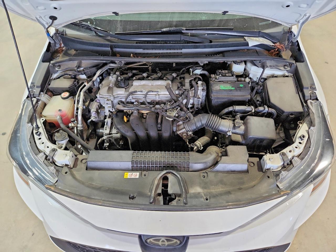 2020 TOYOTA COROLLA LE photo 11