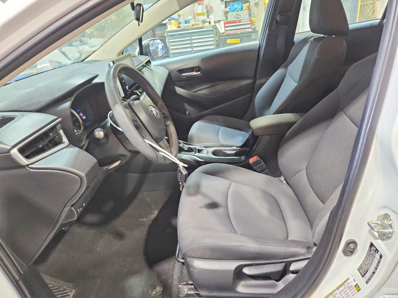 2020 TOYOTA COROLLA LE photo 7