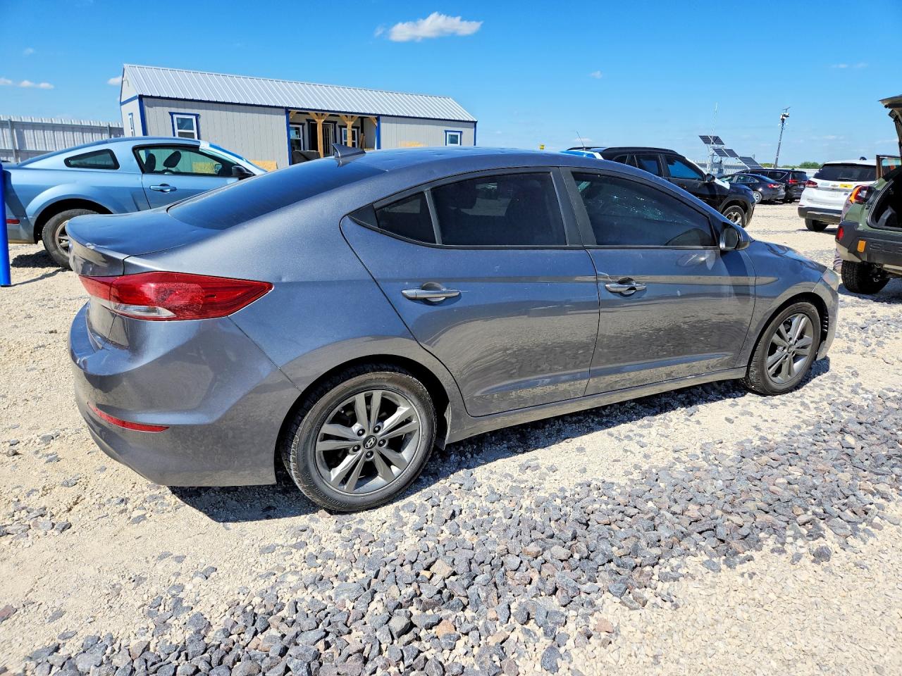 2018 HYUNDAI ELANTRA SEL photo 7