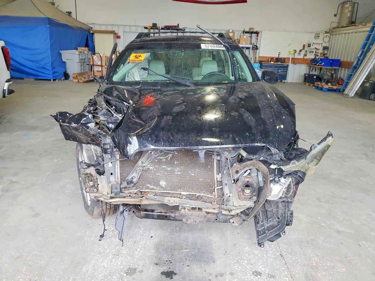 2011 SUBARU OUTBACK 3.6R LIMITED photo 13